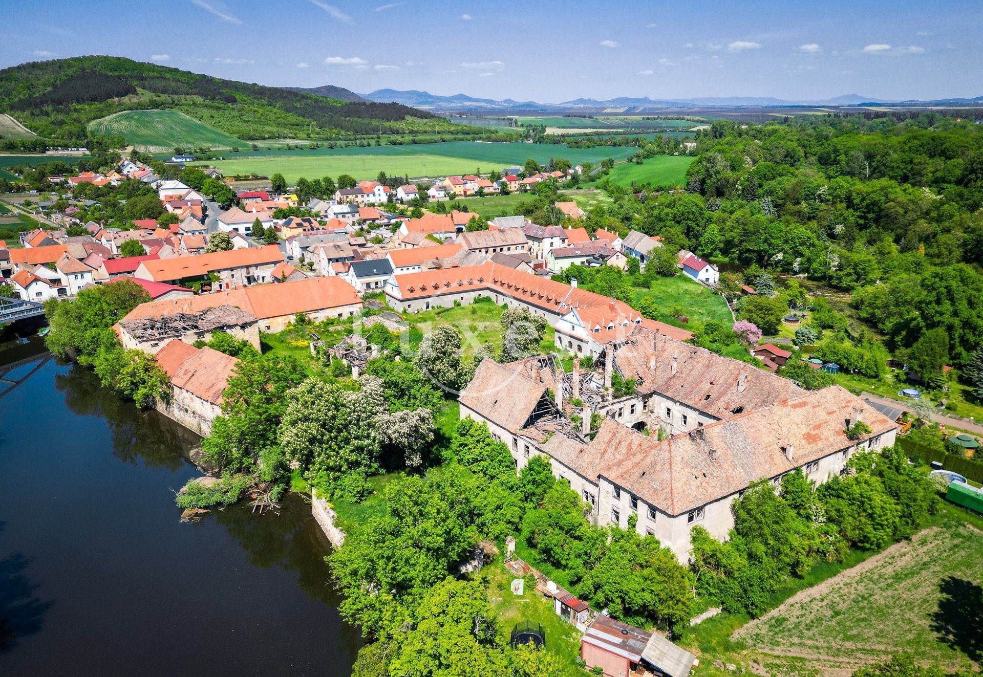 Fotos Schloss Wrschowitz an der Eger in Nordböhmen