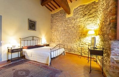 Burg kaufen Croci di Calenzano, Toskana, Schlafzimmer