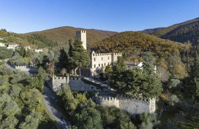 Burg kaufen Croci di Calenzano, Toskana, Lage der Immobilie