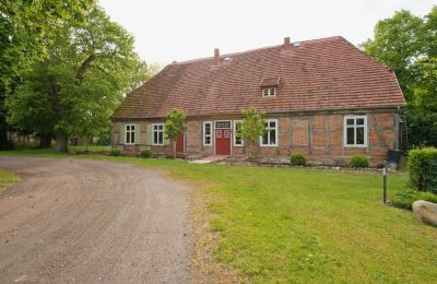 Herrenhaus/Gutshaus kaufen 17153 Markow, Markower Str. 6, Mecklenburg-Vorpommern, Vorderansicht