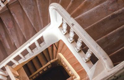 Herregård til salg Virķēni, Virķēnu muiža, Vidzeme, Sidetrappe
