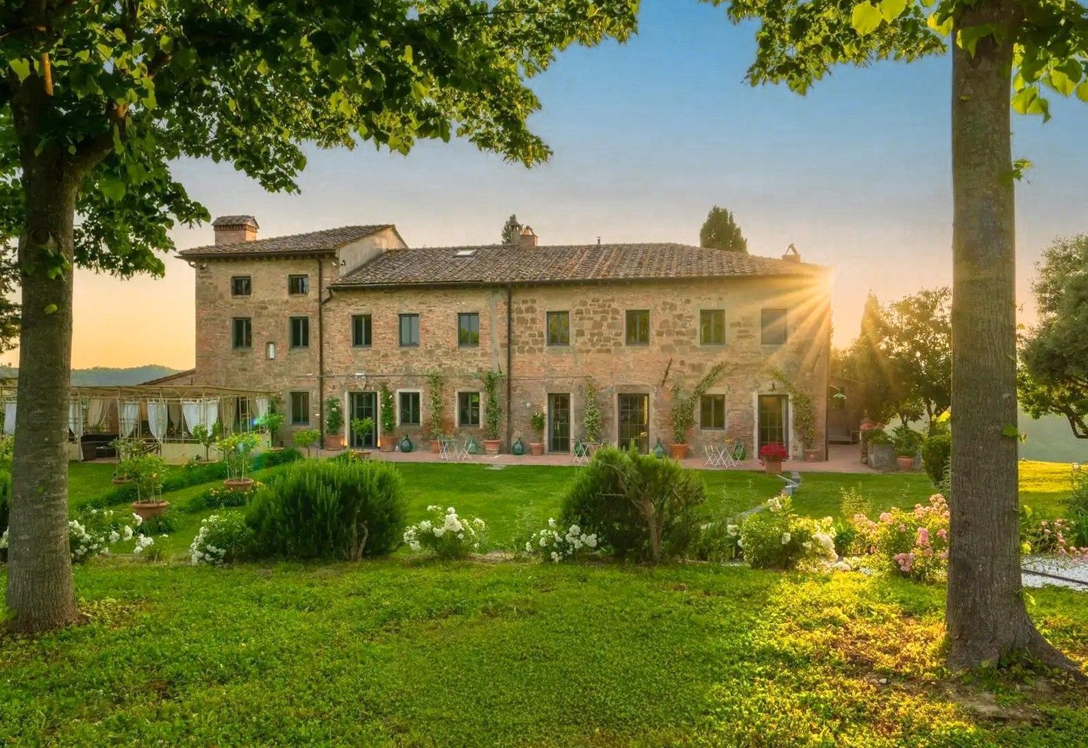 Fotos Country-Retreat zwischen Pisa und Florenz auf großem Panoramagrundstück