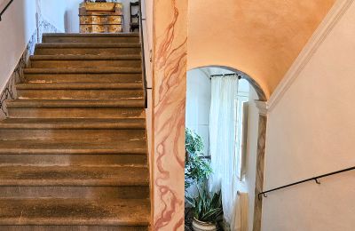 Historische Villa kaufen Montecalvoli, Toskana, Treppe