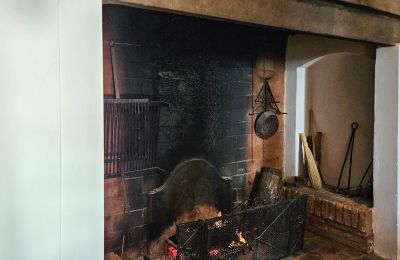 Historische Villa kaufen Montecalvoli, Toskana, Kamin