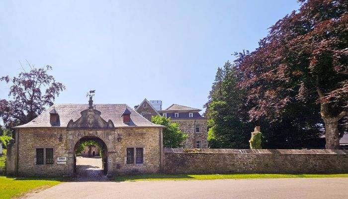 Zwischen Schneiderkunst und Schlossromantik