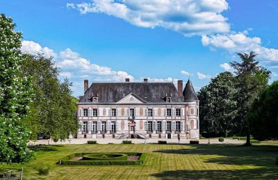 Slott Sens, Bourgogne-Franche-Comté