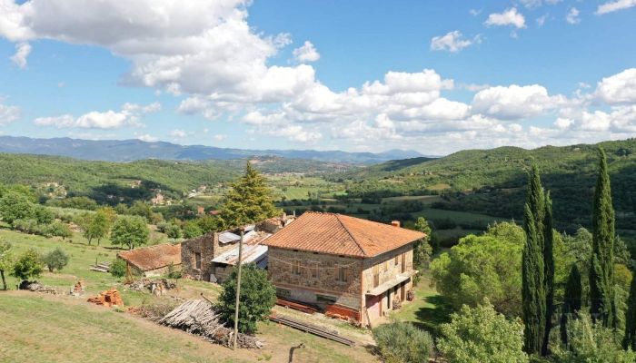 Historische Villa kaufen Monterchi, Toskana,  Italien