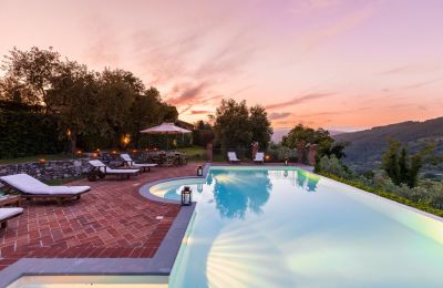 Landhus til salg Pistoia, Toscana, Pool
