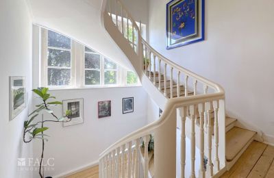 Historische Villa kaufen 53179 Mehlem, Nordrhein-Westfalen, Treppenhaus 