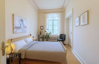 Historische Villa kaufen 53179 Mehlem, Nordrhein-Westfalen, Schlafzimmer - KI generiert 