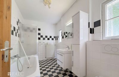 Historische Villa kaufen 53179 Mehlem, Nordrhein-Westfalen, Badezimmer 