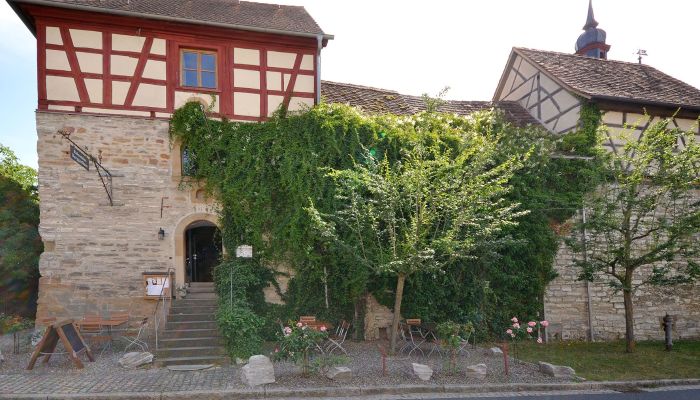 Historische Immobilie kaufen 97348 Willanzheim, Bayern,  Deutschland
