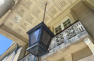 Schloss kaufen Łubie, Pyskowicka 34, Schlesien, Portikus