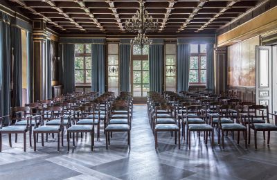 Herregård til salgs Ojrzanów, Pałac w Ojrzanowie, województwo mazowieckie, Stor hall