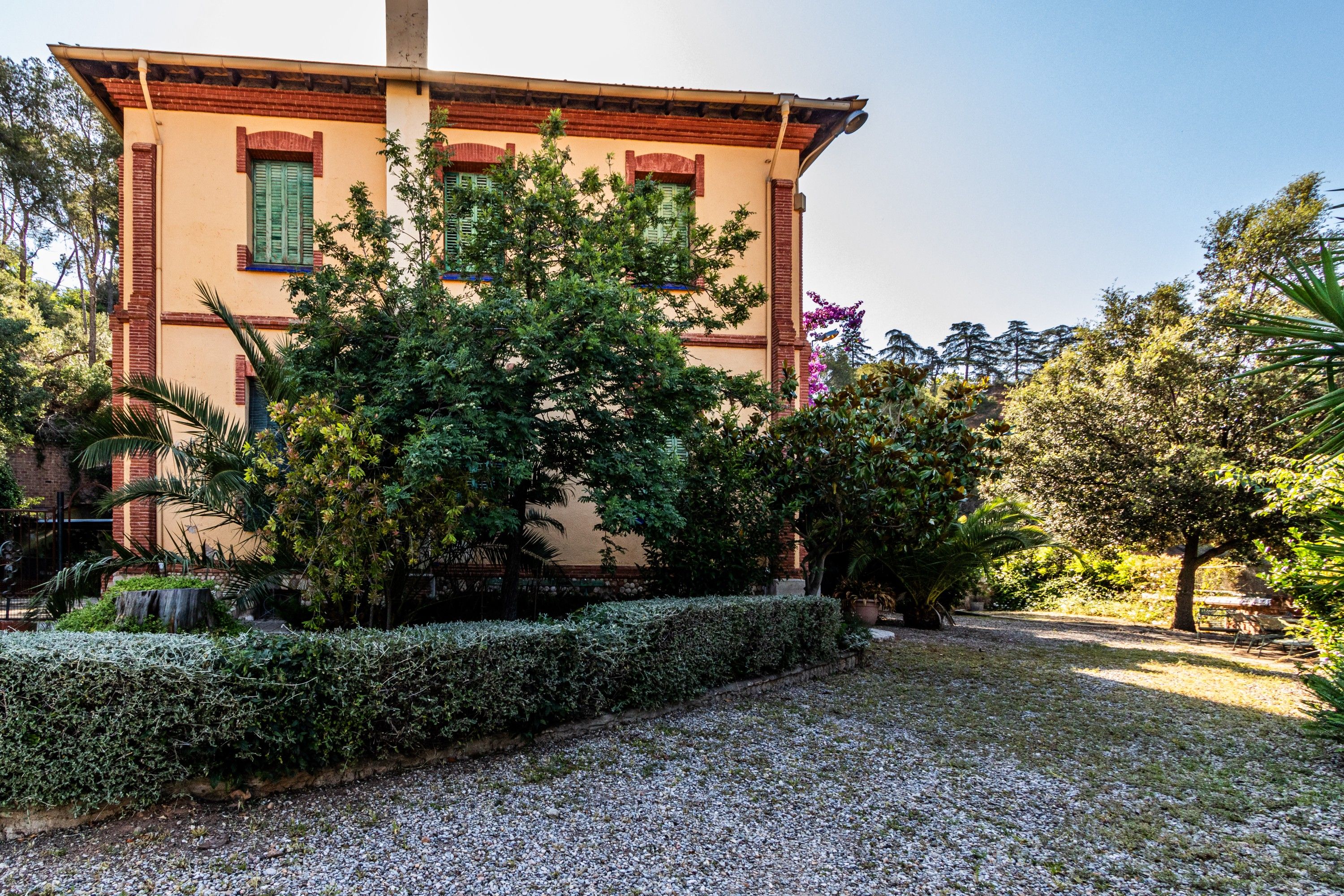 Castellar del Vallès, Katalonien till salu