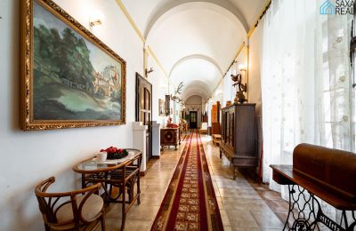 Herrenhaus/Gutshaus kaufen Rakovec nad Ondavou, Region Košice, Flur