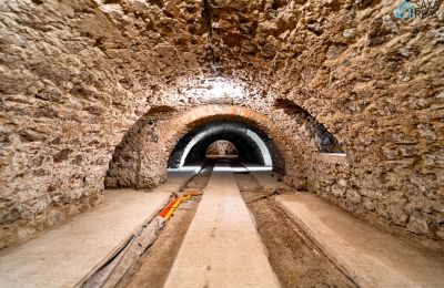 Herrenhaus/Gutshaus kaufen Rakovec nad Ondavou, Region Košice, Keller