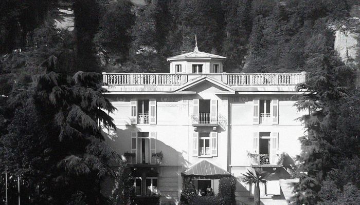Historisk villa til salgs Faido, Ticino,  Sveits