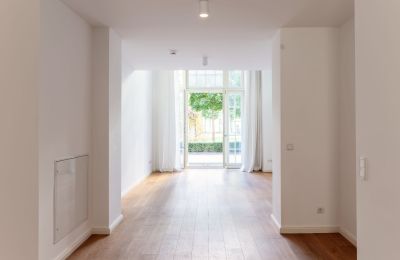 Leilighet i historisk bygård til salgs Berlin, Kurfürstendamm  193, Loft I Ausblick in den Schmuckhof 
