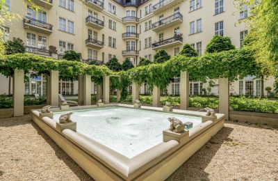 Leilighet i historisk bygård til salgs Berlin, Kurfürstendamm  193, Brunnenanlage I Schmuckhof 