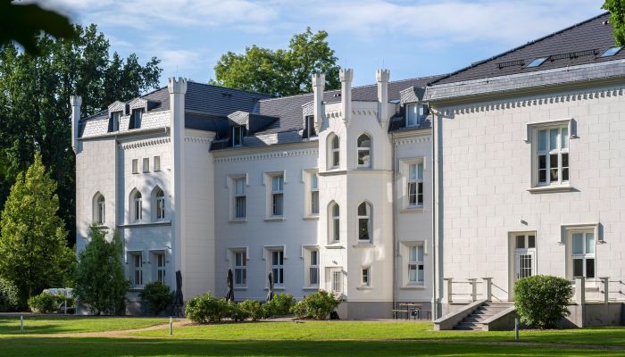 Slot til salg 18445 Groß Mohrdorf, Mecklenburg-Vorpommern,  Tyskland