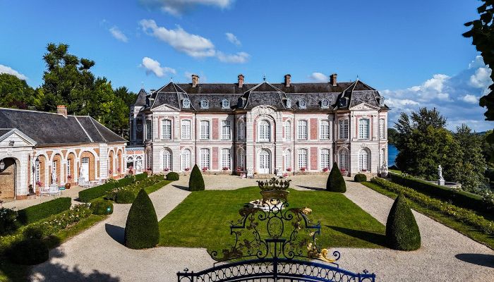 Slott til salgs Abbeville, Hauts-de-France,  Frankrike