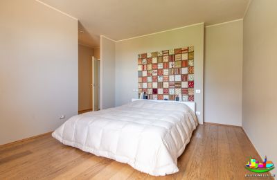 Lantgård till salu Perugia, Umbria, Bild 36/51