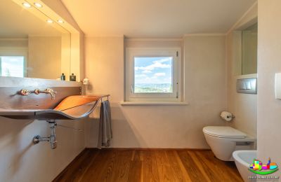 Lantgård till salu Perugia, Umbria, Bild 43/51