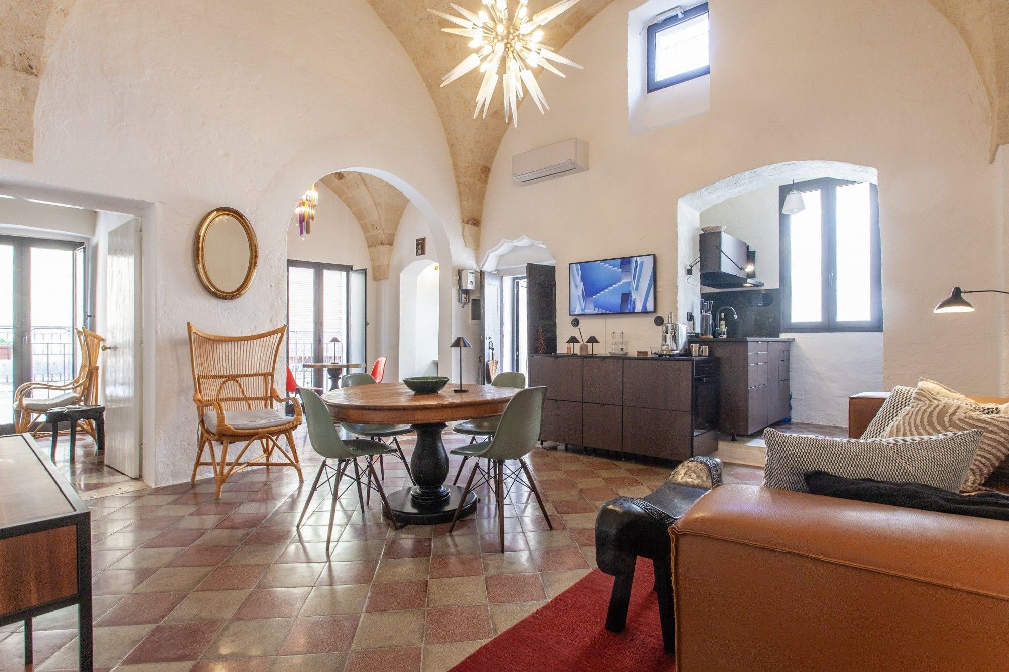 Bilder 2+ bedrooms luxurious townhouse with spectacular roof terrace