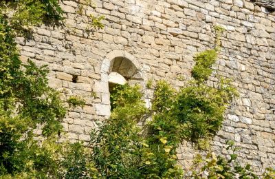 Historisk egendom till salu Goudargues, Occitanie, Bild 2/21