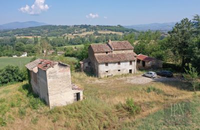 Lantgård till salu 06010 Citerna, Umbria, Bild 7/27