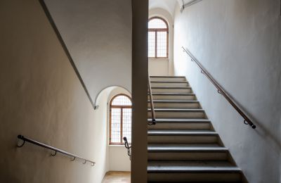 Stadspalats till salu Mercatello sul Metauro, Marche, Stort trapphus