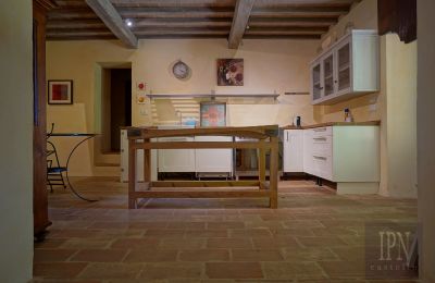 Lantgård till salu 06019 Umbertide, Umbria, Bild 25/47