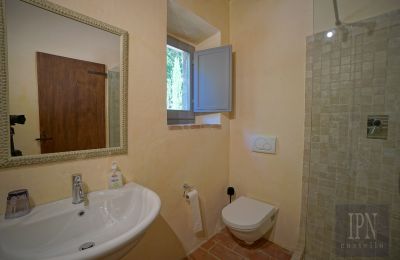 Lantgård till salu 06019 Umbertide, Umbria, Bild 46/47