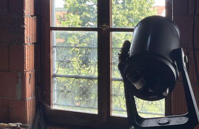 Schloss kaufen 84375 Kirchdorf am Inn, Hofmarkstraße 2, Bayern, Grosses Fenster auf dem Dachboden