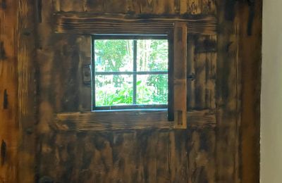 Schloss kaufen 84375 Kirchdorf am Inn, Hofmarkstraße 2, Bayern, Guckfenster im Schlosstor