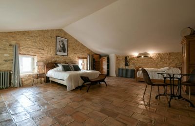 Historisk eiendom til salgs Uzès, Occitanie, Bilde 23/34