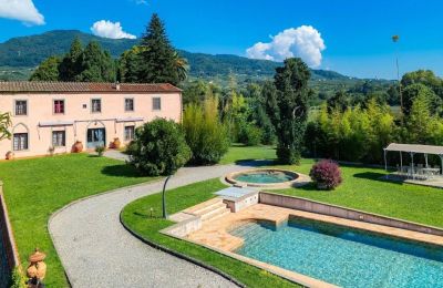Slott till salu Capannori, Toscana, Pool