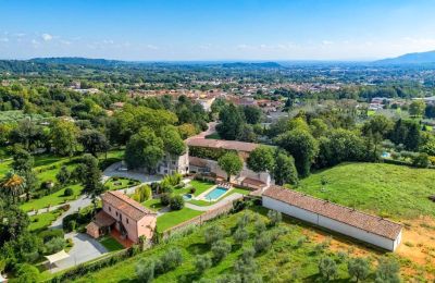 Slott till salu Capannori, Toscana, Fastighetens omgivning