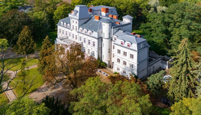 Palais Malina zwischen Posen und Warschau