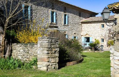 Landsted til salgs Uzès, Occitanie, Bilde 2/22