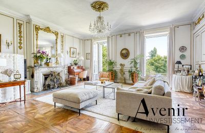 Historisk villa til salgs Vaugneray, Auvergne-Rhône-Alpes, Bilde 2/12