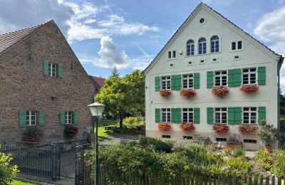 Historische Immobilien, Historischer Vierseitenhof im Dreiländereck Deutschland–Polen–Tschechien