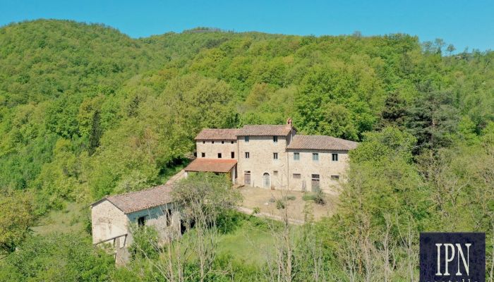 Landhus til salg Italien