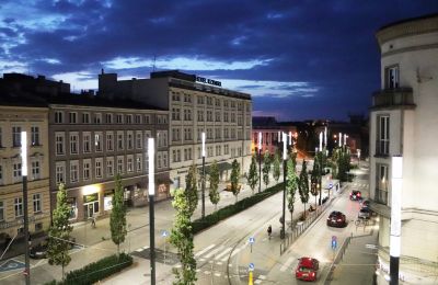 Historische Immobilien, Eckwohnung mit Erker im historischen Altbau - zentrale Lage in Poznań, 80 m²