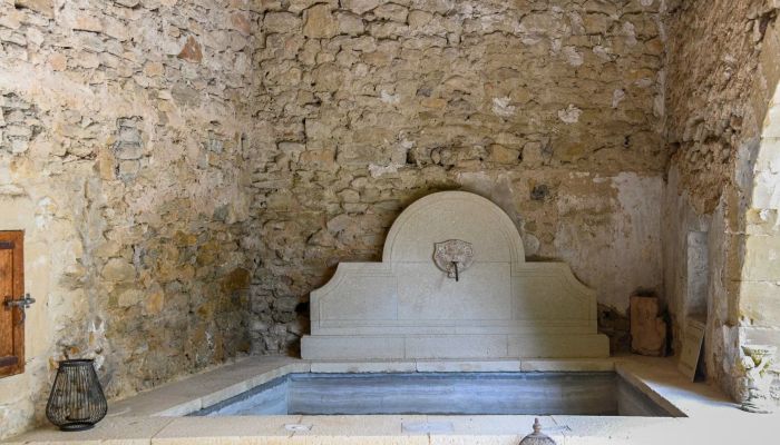 Historische Immobilie Uzès, Okzitanien
