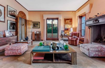 Historische villa te koop 21019 Somma Lombardo, Lombardije:  
