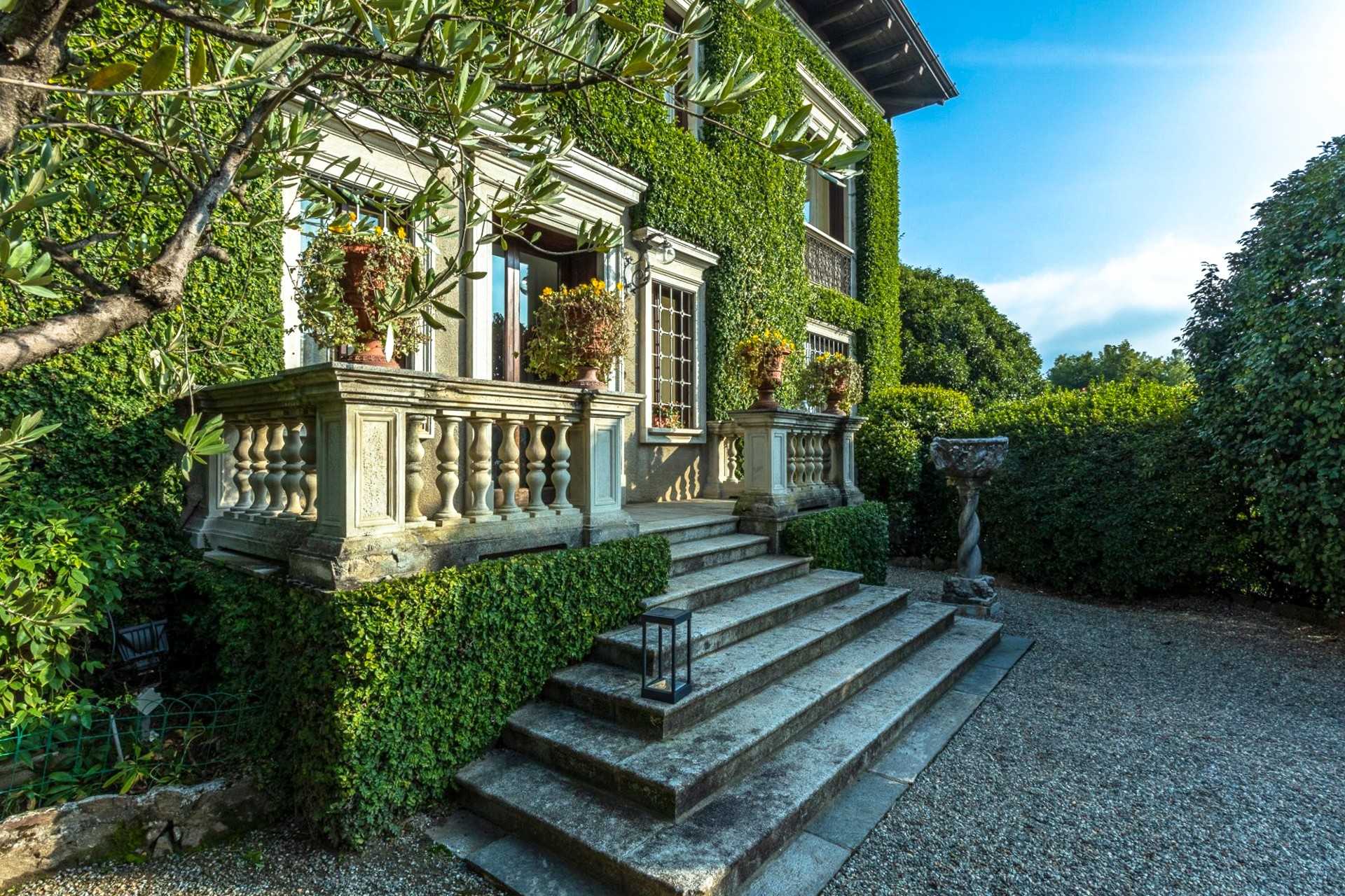 Bilder Villa ved Lago Maggiore i Verbania med park og panoramautsikt