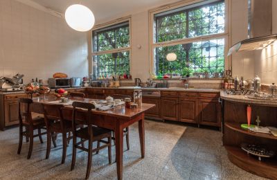 Historische Villa kaufen Verbania, Piemont:  Küche
