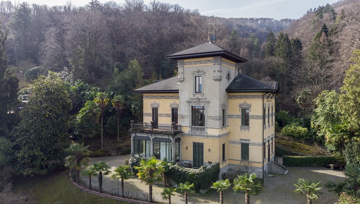 Images Exclusieve Liberty Villa in het centrum van Stresa